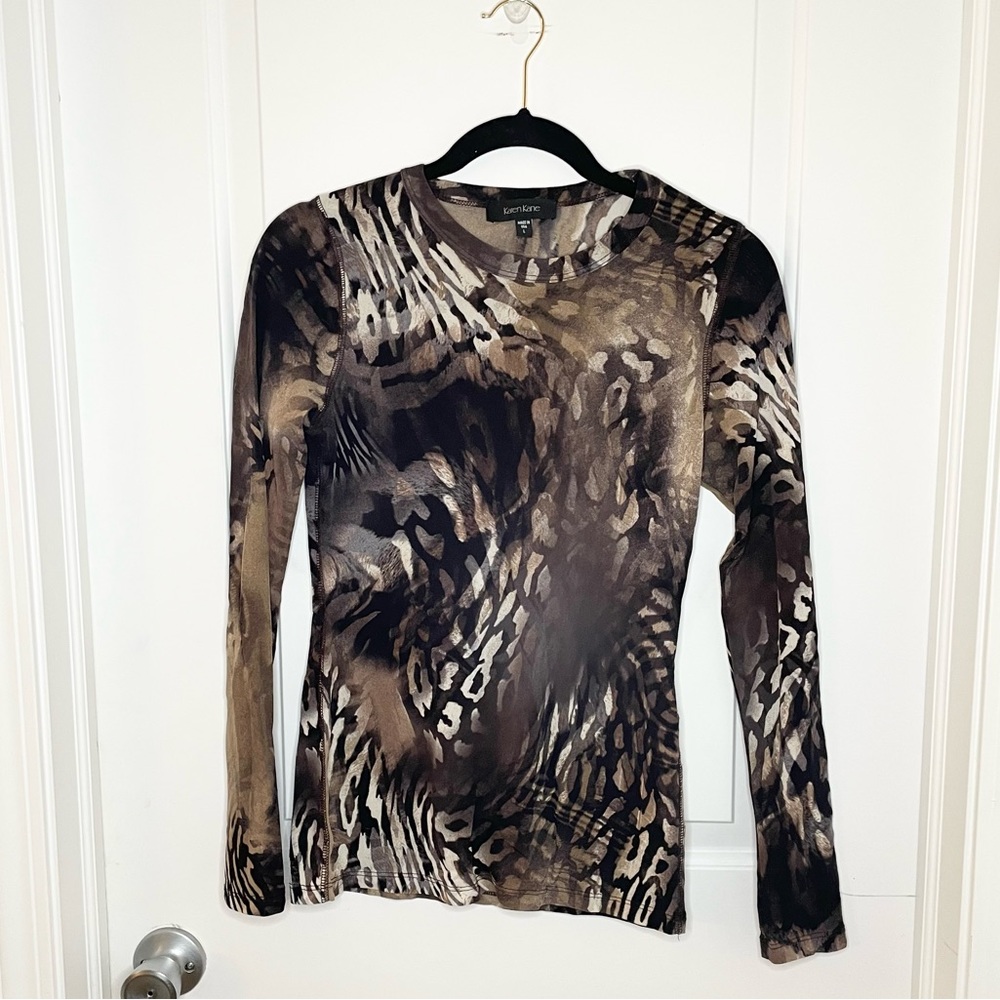 Karen Kane size large - long sleeve patterned nylon shirt animal type print